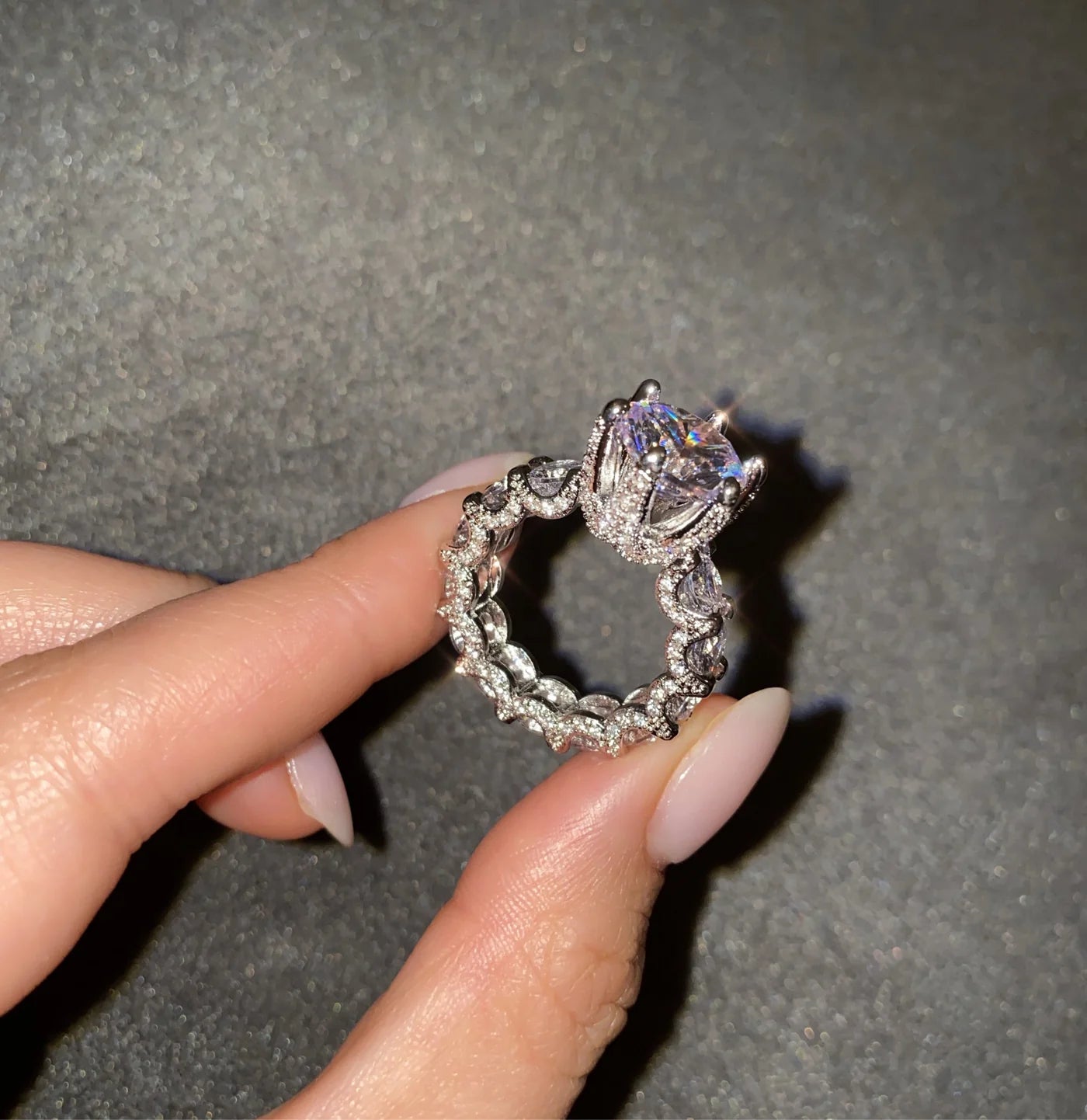 MAGNIFIQUE RING